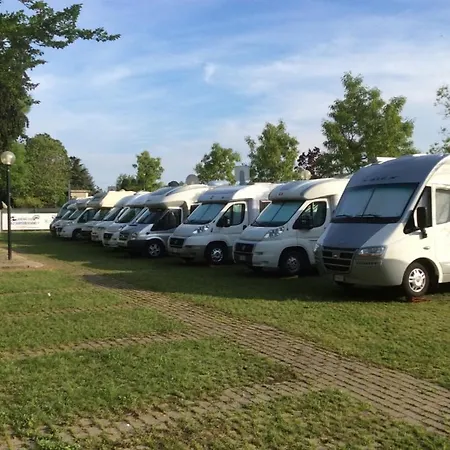 Areacamper Citta'dei Mille * Bergame